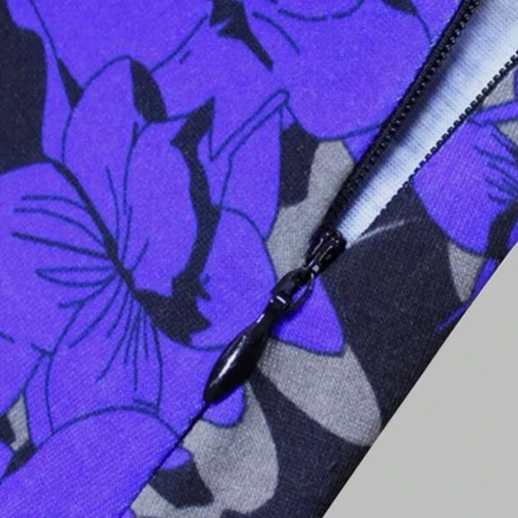 Floral Print Cross-Knot Side Wrap Dress - Picture 7 of 15